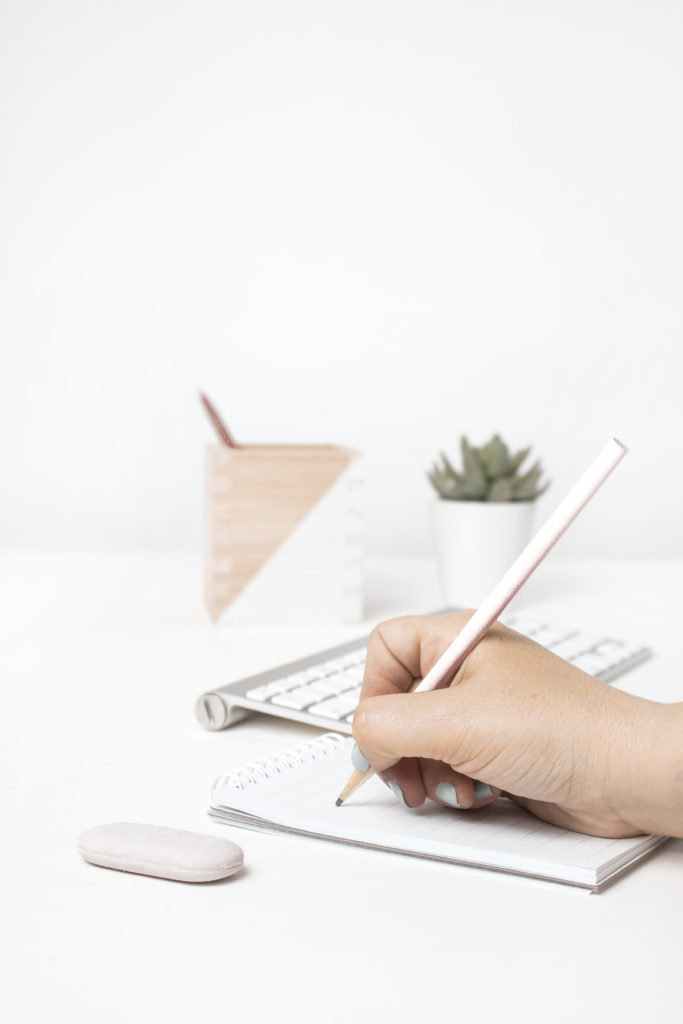 Keyboard_writing__hand_Vertical